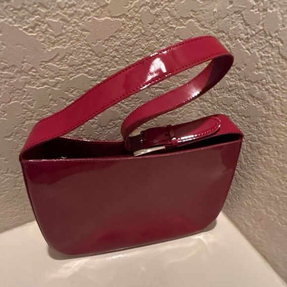 Furla Patent Leather Shoulder Bag Purse Red Buckle Strap Fall Winter Statement - Picture 6 of 15